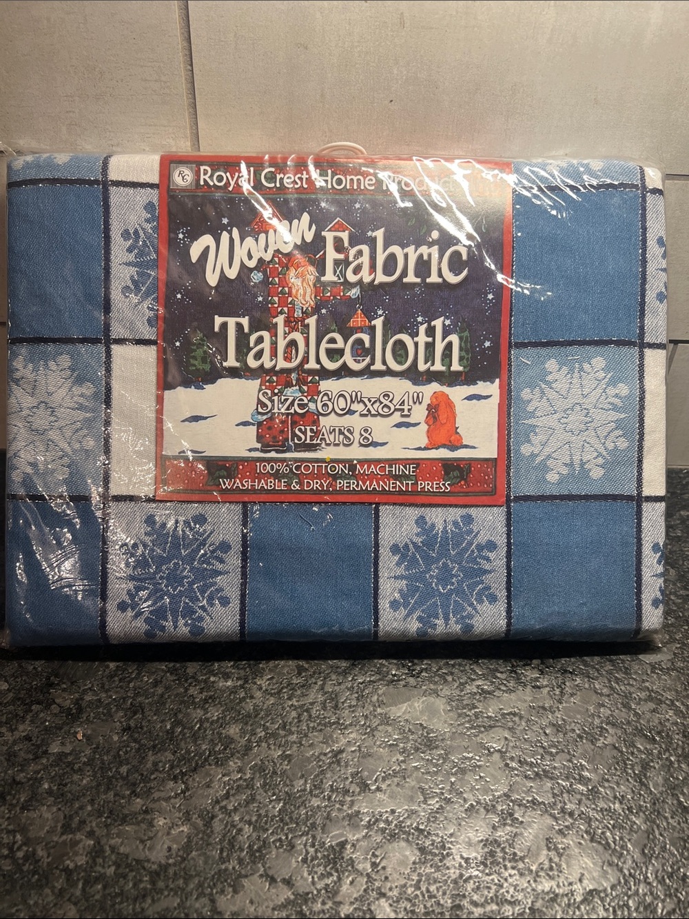 WINTER SNOWFLAKE blue & white cloth tablecloth Seats 8 Entire holiday season